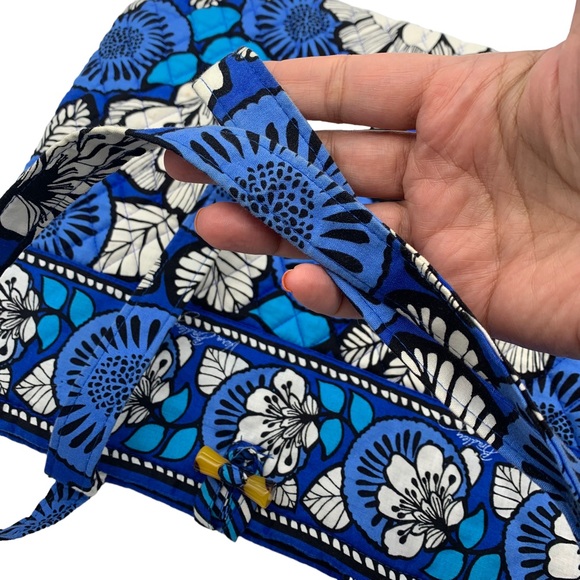Vera Bradley Retired Blue Bayou Toggle Closure Tote Bag - Picture 5 of 8